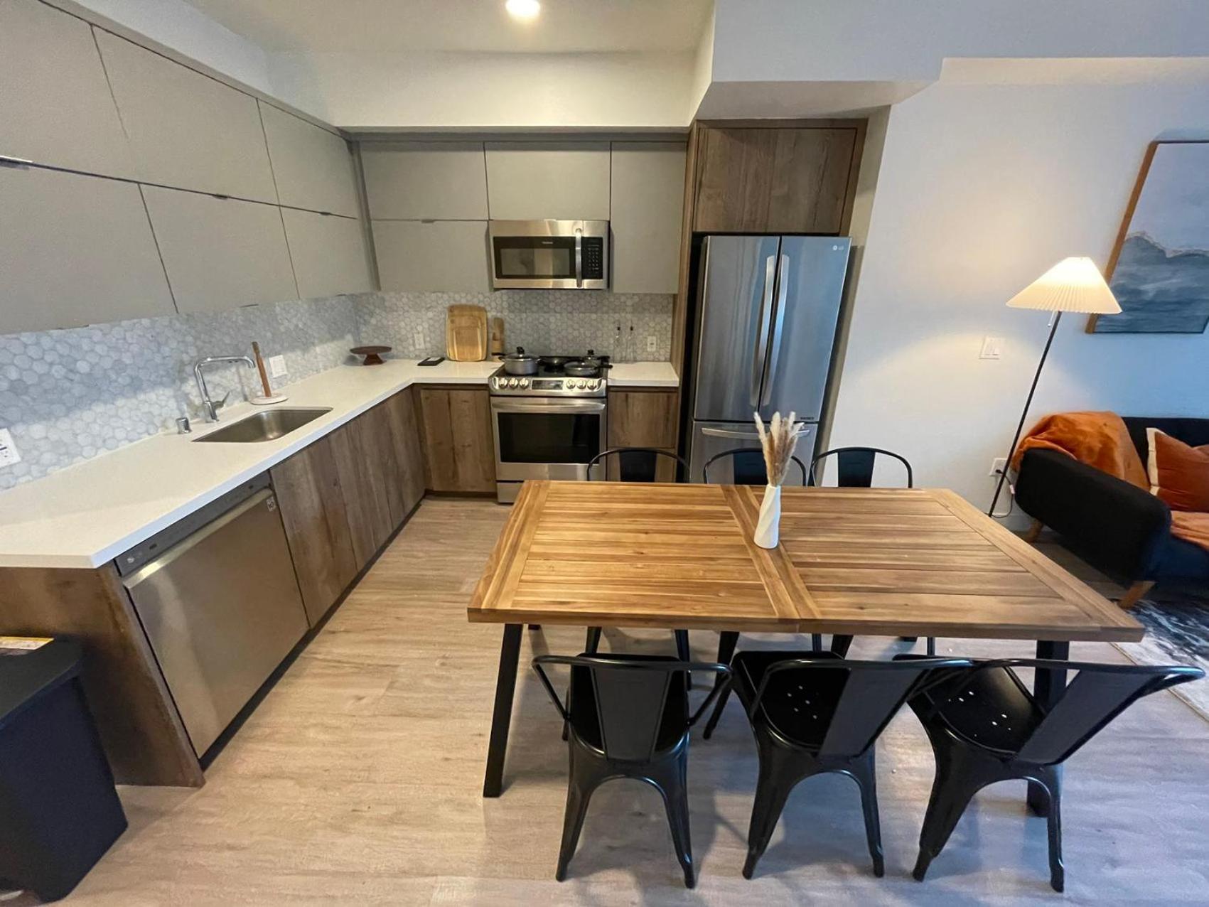 فندق Chic Urban Retreat In Heart Of La, Steps From Attractions! لوس أنجلوس المظهر الخارجي الصورة