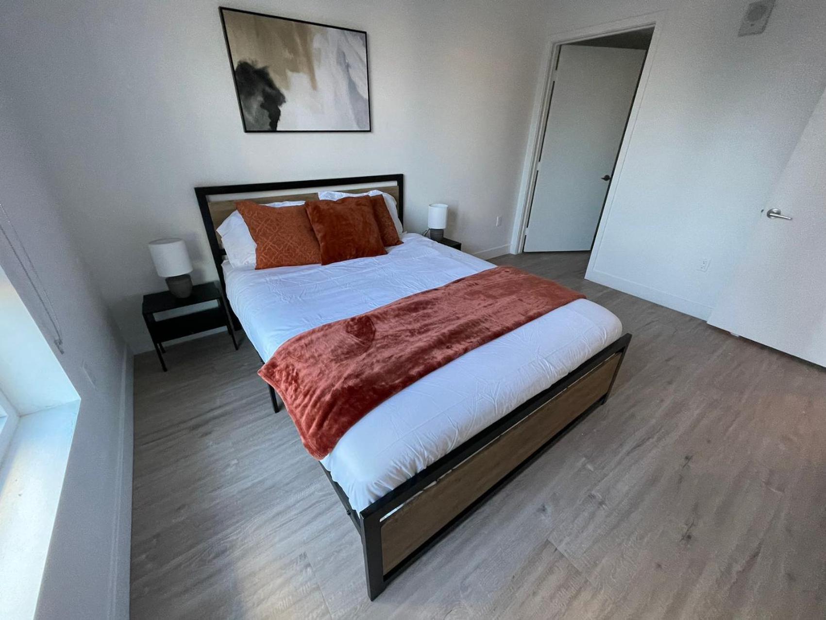 فندق Chic Urban Retreat In Heart Of La, Steps From Attractions! لوس أنجلوس المظهر الخارجي الصورة