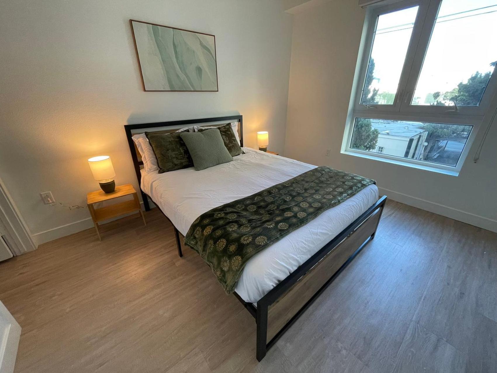 فندق Chic Urban Retreat In Heart Of La, Steps From Attractions! لوس أنجلوس المظهر الخارجي الصورة