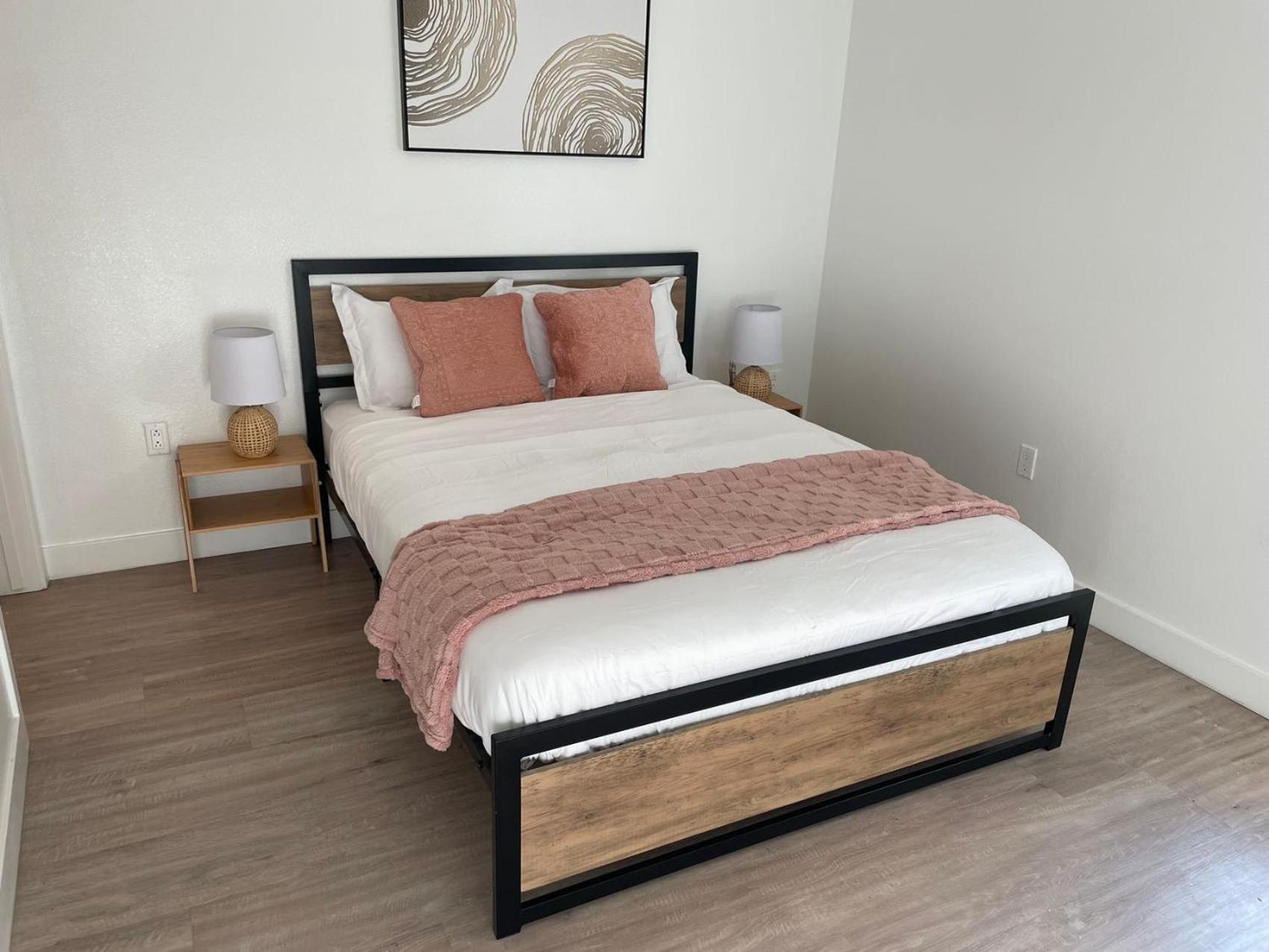 فندق Chic Urban Retreat In Heart Of La, Steps From Attractions! لوس أنجلوس المظهر الخارجي الصورة